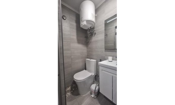 Revente - Apartment -
Torrevieja - Centro
