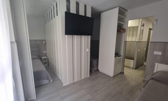 Revente - Apartment -
Torrevieja - Centro