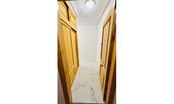 Resale - Apartment -
Torrevieja - Acequion