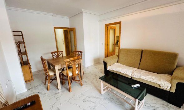 Resale - Apartment -
Torrevieja - Acequion