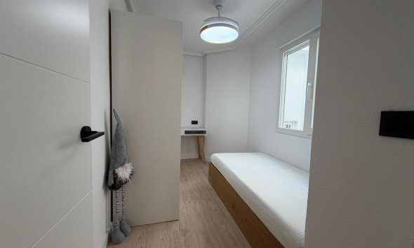 Revente - Apartment -
Torrevieja - Playa del Cura