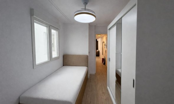 Revente - Apartment -
Torrevieja - Playa del Cura