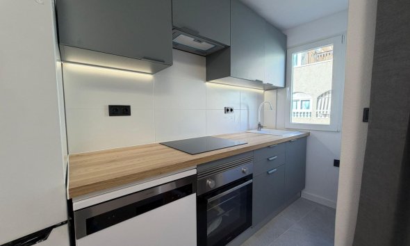 Revente - Apartment -
Torrevieja - Playa del Cura