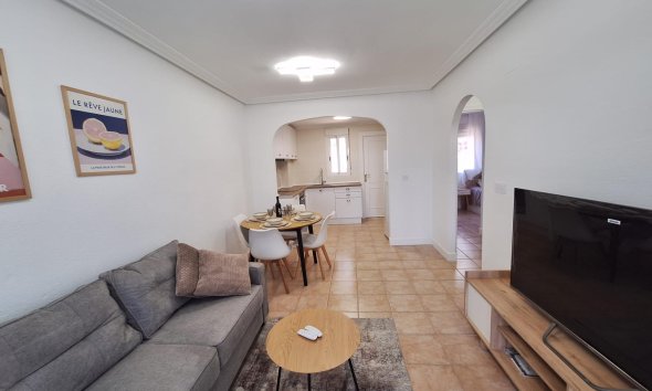 Resale - Bungalow -
Torrevieja - Sector 25