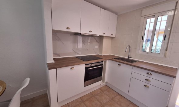 Resale - Bungalow -
Torrevieja - Sector 25