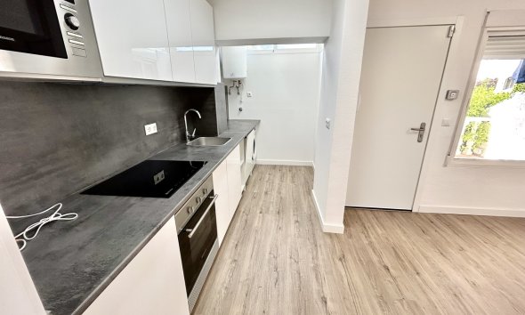Reventa - Apartment -
Villamartin - Costa Blanca