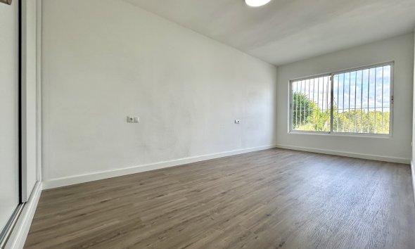 Reventa - Apartment -
Villamartin - Costa Blanca