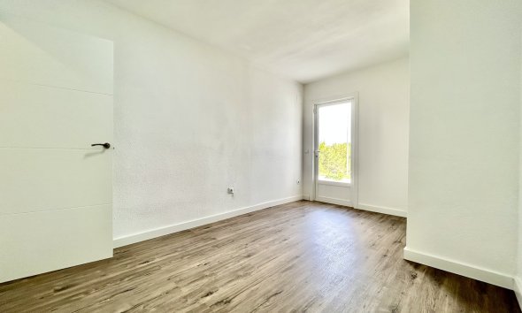 Reventa - Apartment -
Villamartin - Costa Blanca