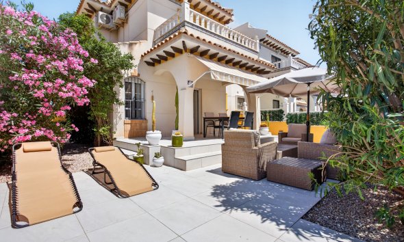 Reventa - Villa -
Orihuela Costa - Costa Blanca