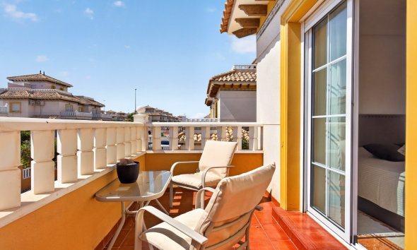 Reventa - Villa -
Orihuela Costa - Costa Blanca