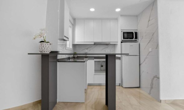 Reventa - Apartment -
Torrevieja - Costa Blanca