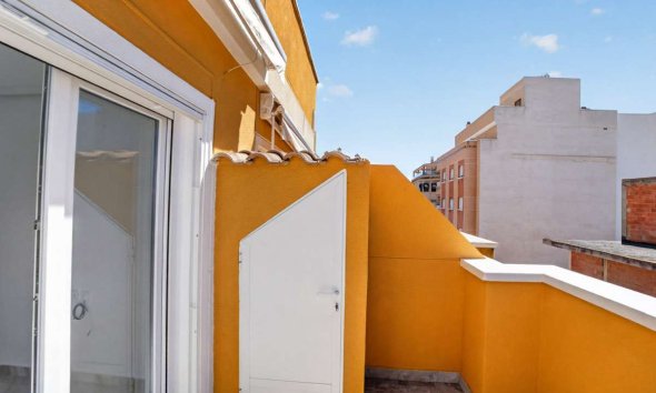 Reventa - Apartment -
Torrevieja - Costa Blanca