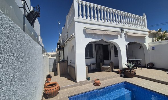 Resale - Semi Detached -
Villamartin - Costa Blanca