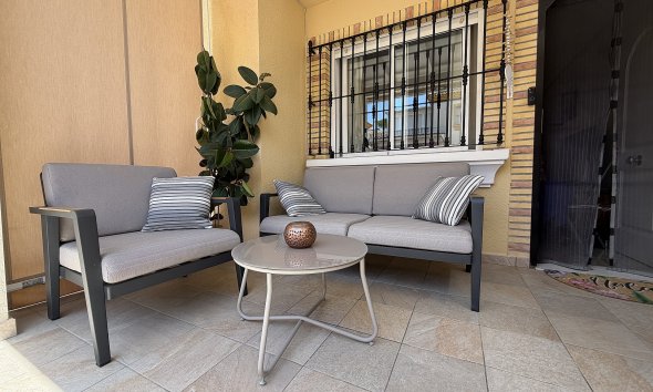 Revente - Apartment -
Orihuela Costa - Costa Blanca