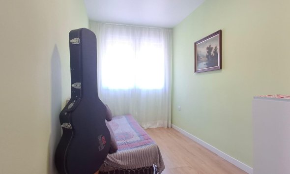 Revente - Apartment -
Torrevieja - Centro