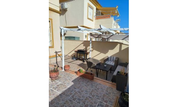 Resale - Bungalow -
Orihuela Costa - Playa Flamenca