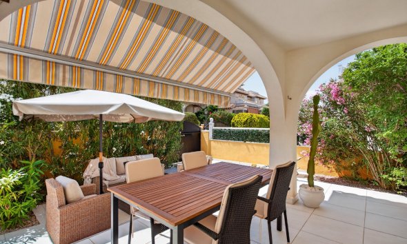 Resale - Villa -
Orihuela Costa - Costa Blanca