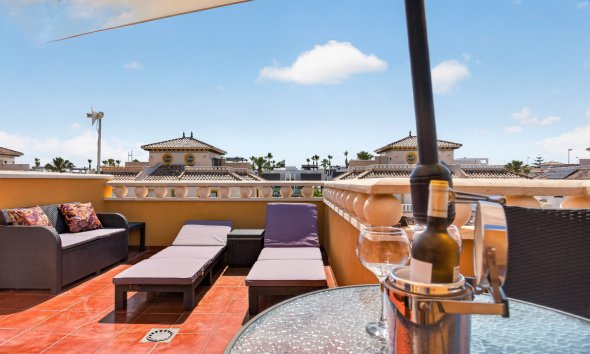 Resale - Villa -
Orihuela Costa - Costa Blanca