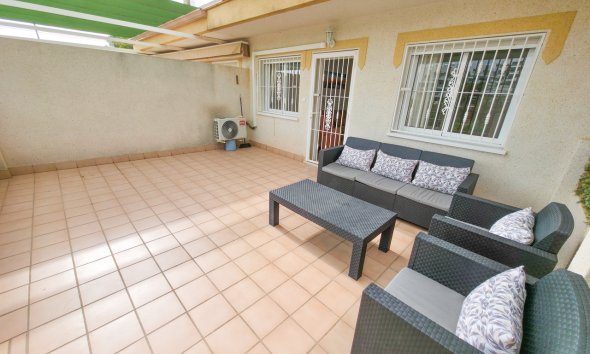 Resale - Apartment -
Villamartin - Costa Blanca