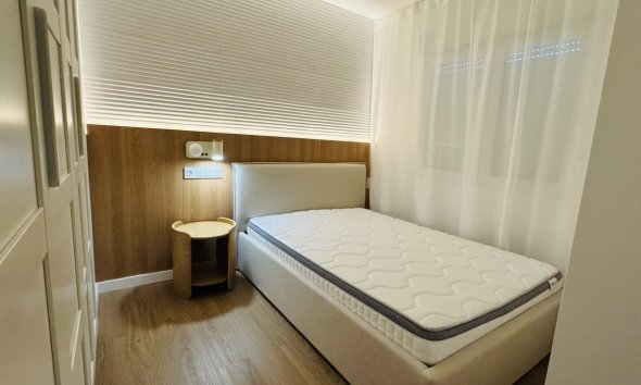 Revente - Attique -
Punta Prima - Costa Blanca