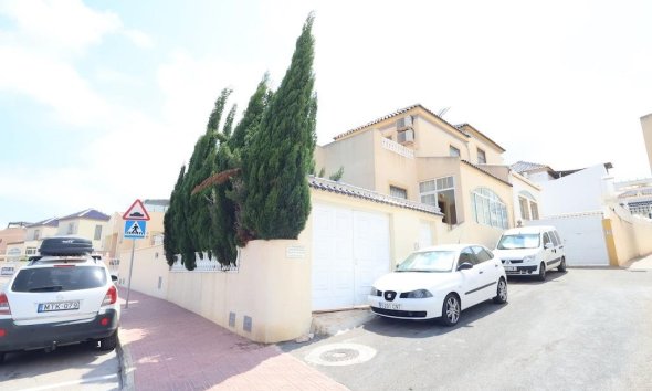 Resale - Town House -
Torrevieja - Costa Blanca