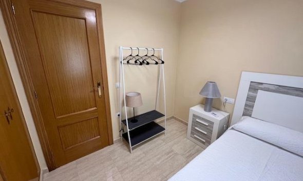 Revente - Apartment -
Guardamar del Segura - Puerto Deportivo