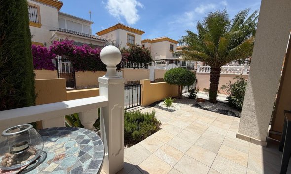 Resale - Town House -
Orihuela Costa - Los Dolses