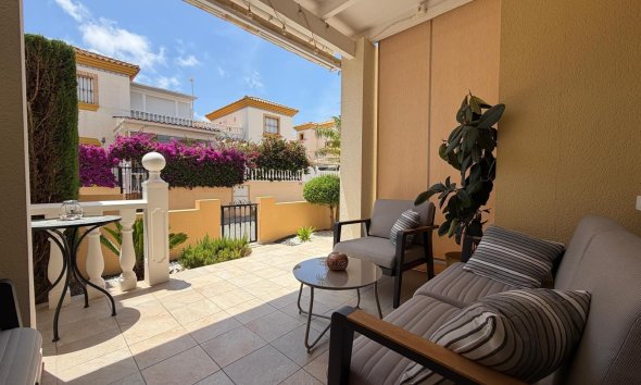 Resale - Town House -
Orihuela Costa - Los Dolses