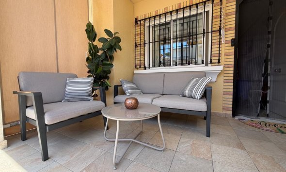 Resale - Town House -
Orihuela Costa - Los Dolses