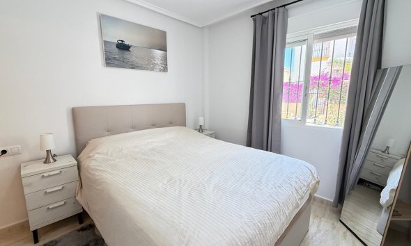 Resale - Town House -
Orihuela Costa - Los Dolses