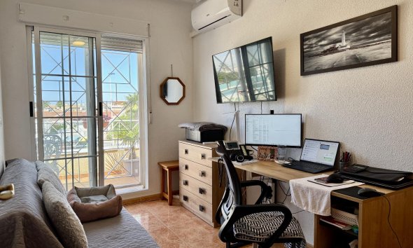 Resale - Town House -
Torrevieja - La Siesta - El Salado - Torreta