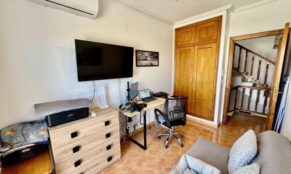 Resale - Town House -
Torrevieja - La Siesta - El Salado - Torreta