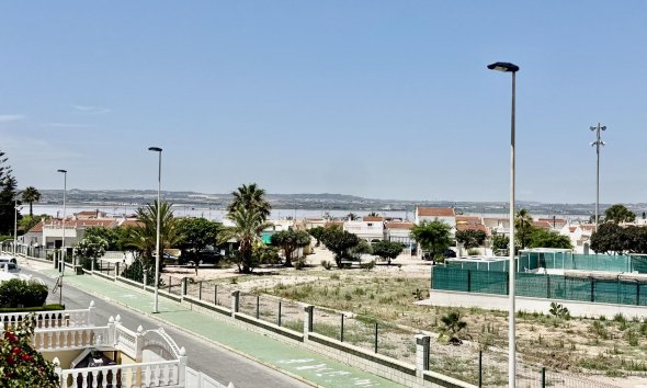 Resale - Town House -
Torrevieja - La Siesta - El Salado - Torreta