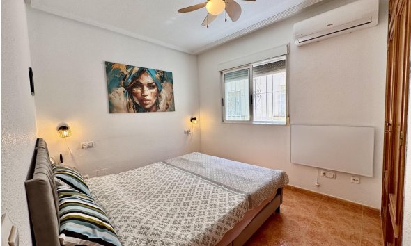 Resale - Town House -
Torrevieja - La Siesta - El Salado - Torreta