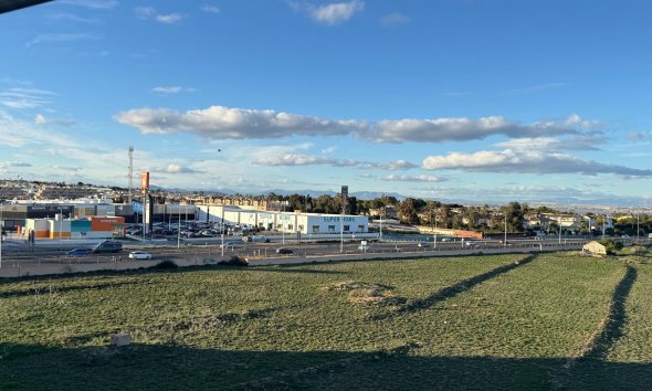 Resale - Penthouse -
Torrevieja - Punta Prima