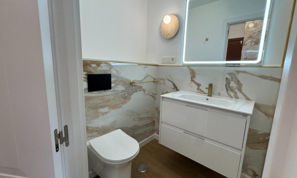 Resale - Penthouse -
Torrevieja - Punta Prima