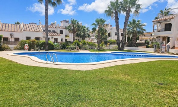 Resale - Town House -
Orihuela Costa - PAU 8