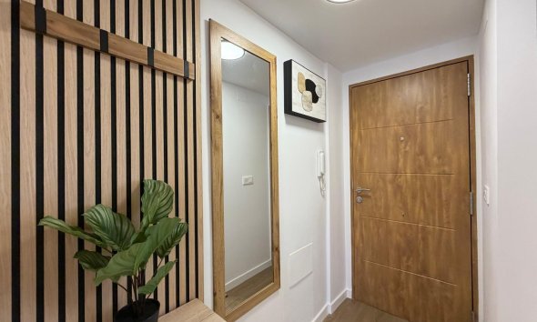Resale - Apartment -
Torrevieja - Nueva Torrevieja