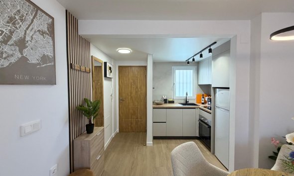 Resale - Apartment -
Torrevieja - Nueva Torrevieja