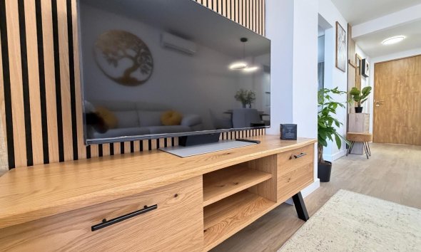 Resale - Apartment -
Torrevieja - Nueva Torrevieja