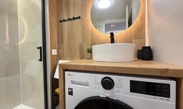 Resale - Apartment -
Torrevieja - Nueva Torrevieja