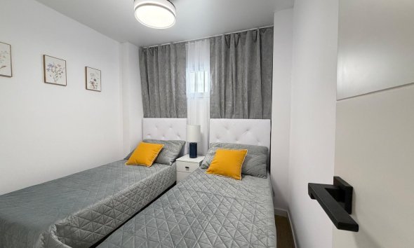 Resale - Apartment -
Torrevieja - Nueva Torrevieja