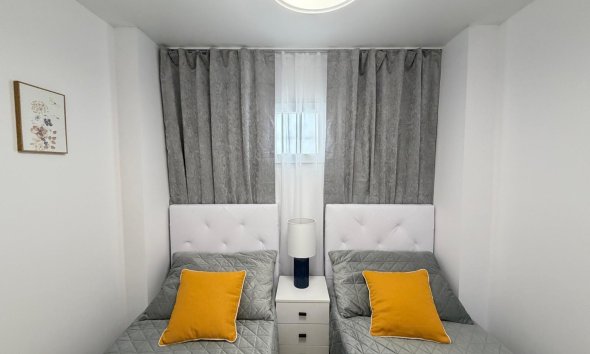 Resale - Apartment -
Torrevieja - Nueva Torrevieja