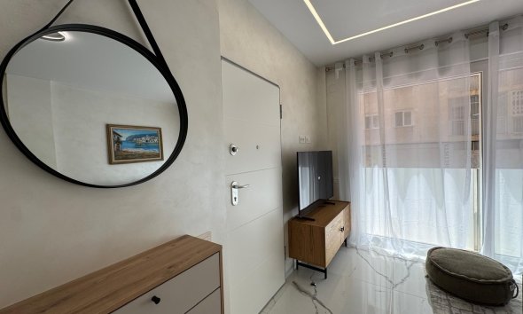 Resale - Apartment -
Torrevieja - Estacion De Autobuses