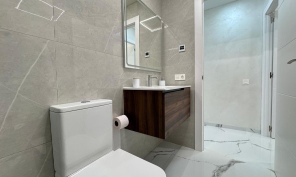 Resale - Apartment -
Torrevieja - Estacion De Autobuses