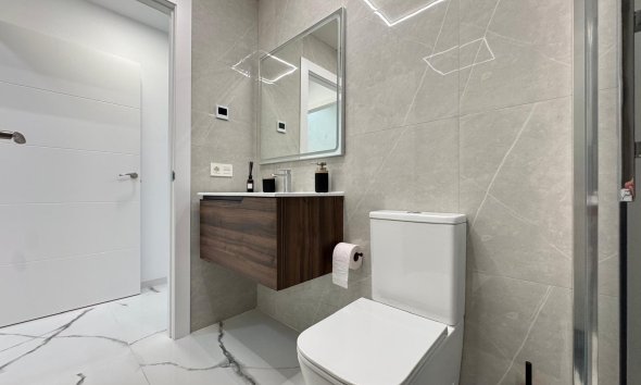 Resale - Apartment -
Torrevieja - Estacion De Autobuses