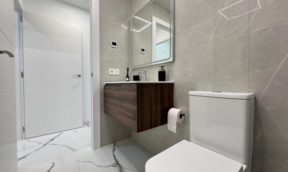 Resale - Apartment -
Torrevieja - Estacion De Autobuses