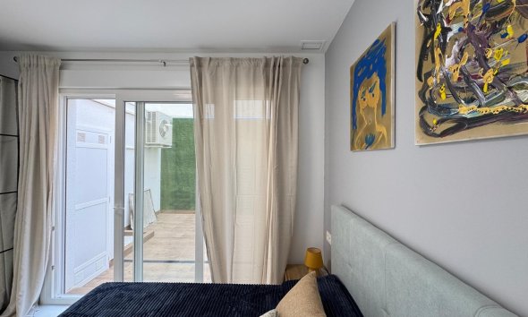 Resale - Apartment -
Torrevieja - Estacion De Autobuses
