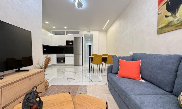 Resale - Apartment -
Torrevieja - Estacion De Autobuses
