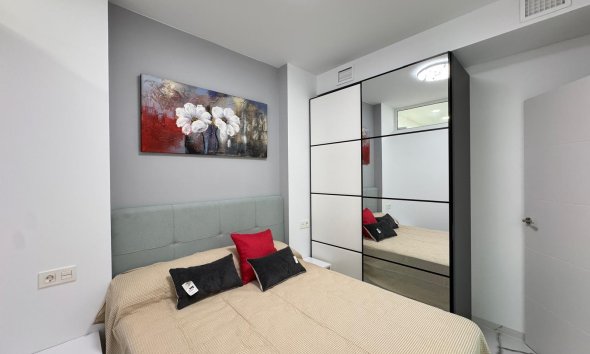 Resale - Apartment -
Torrevieja - Estacion De Autobuses